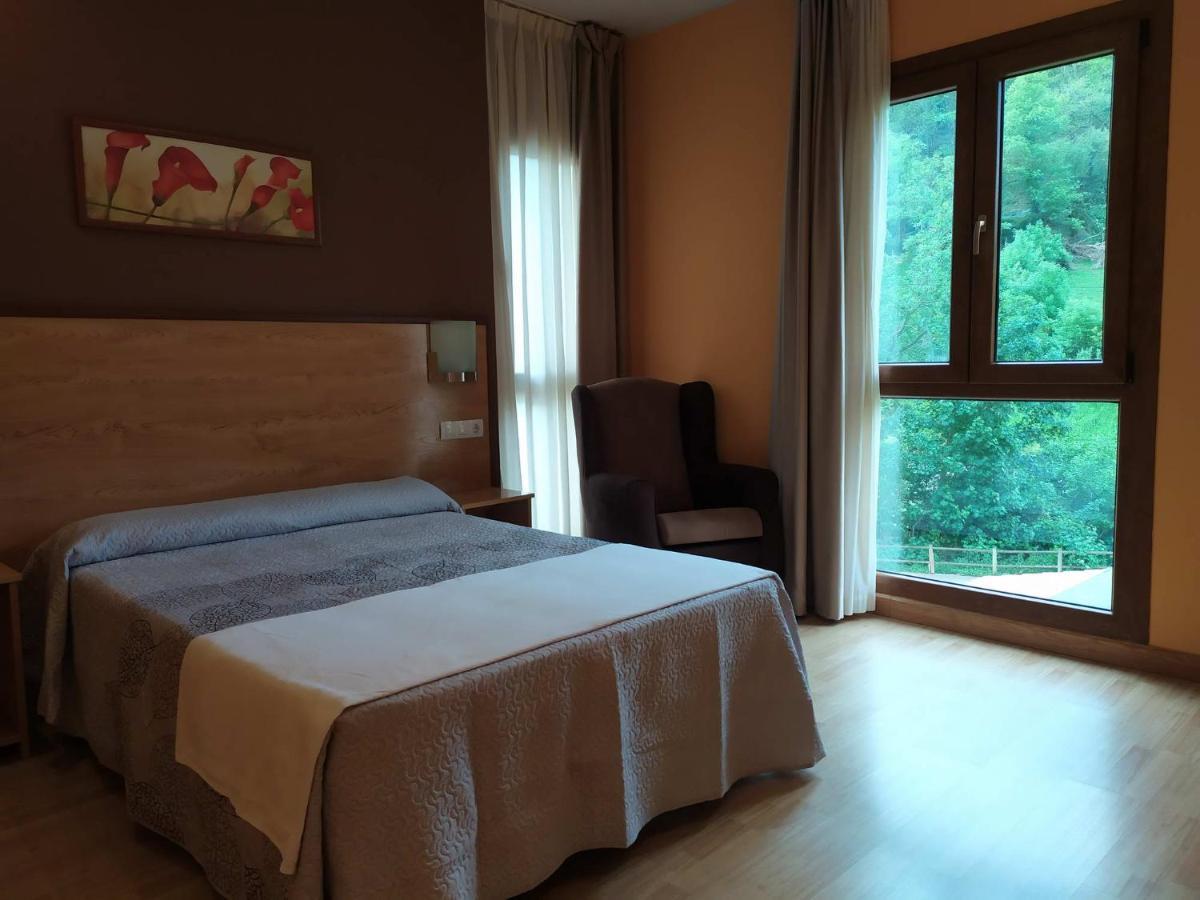 Hotel Santa Cristina Pola de Lena Extérieur photo