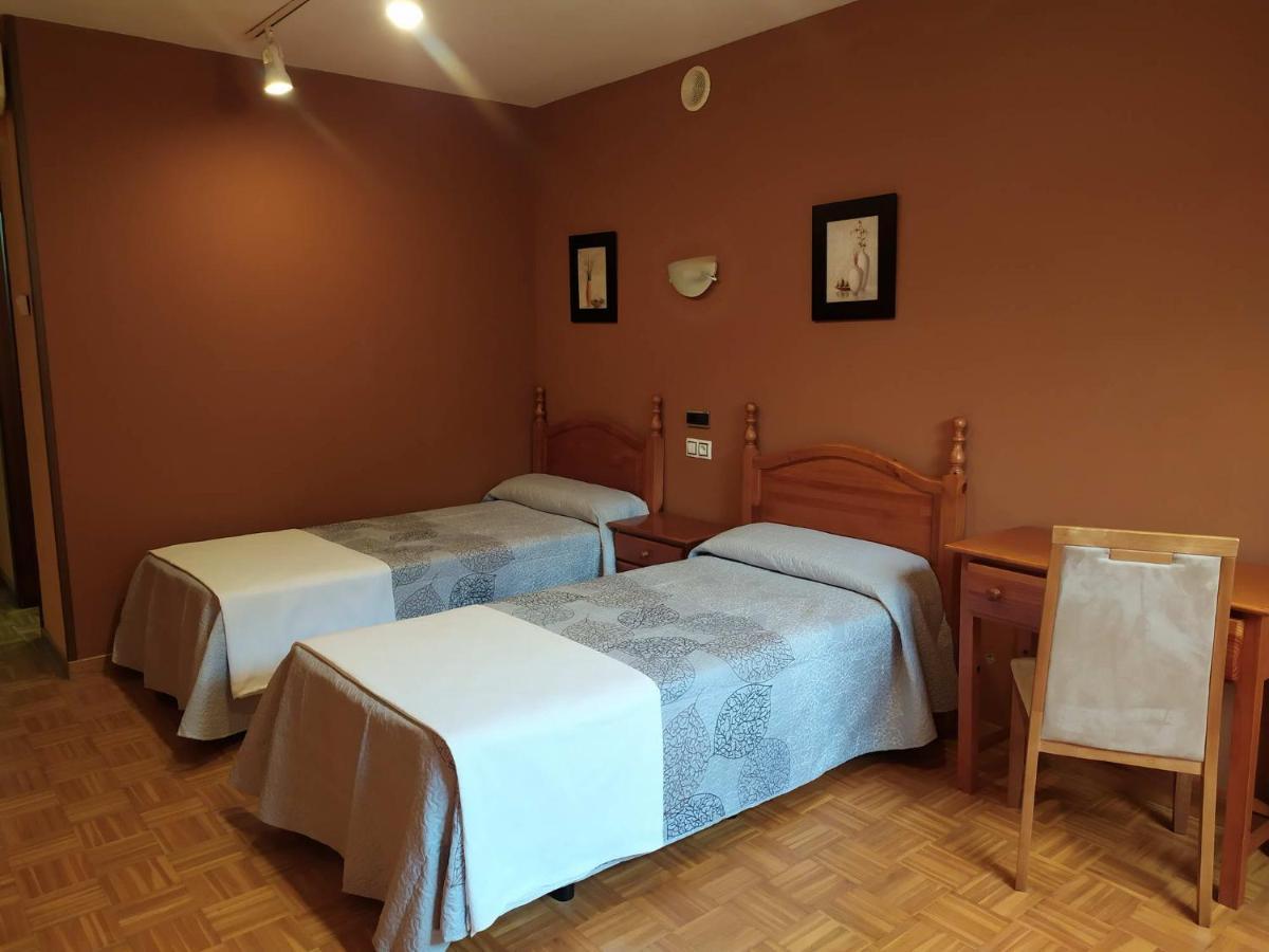 Hotel Santa Cristina Pola de Lena Extérieur photo