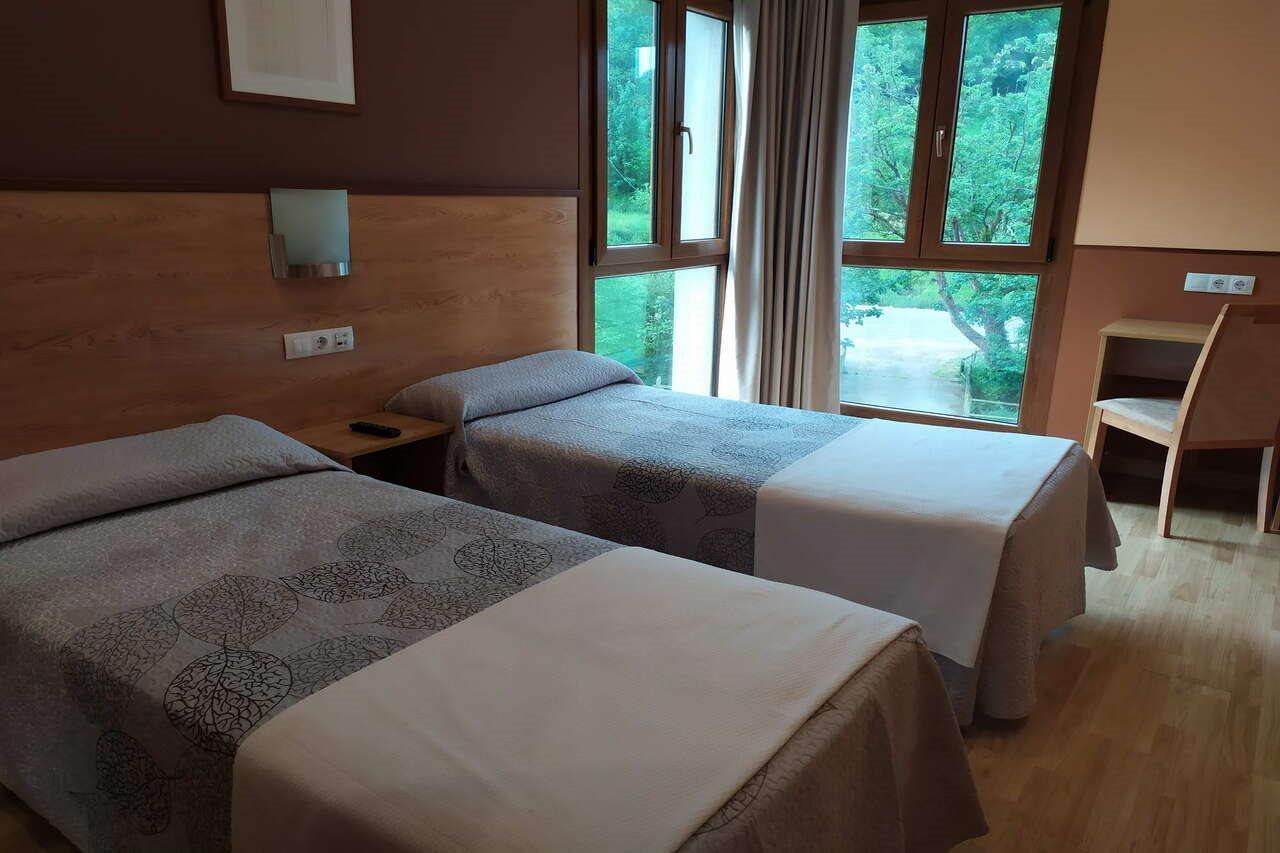 Hotel Santa Cristina Pola de Lena Extérieur photo