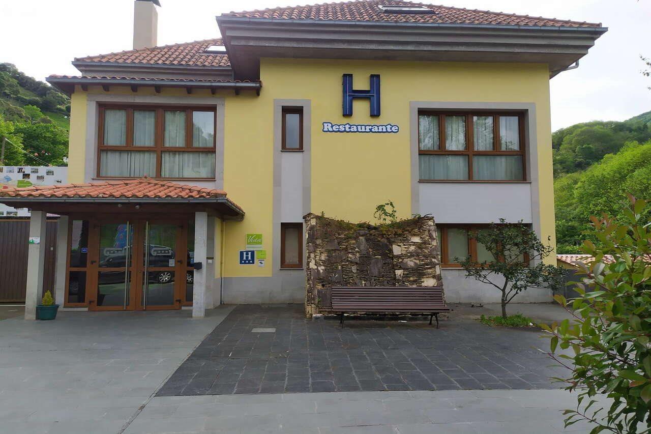 Hotel Santa Cristina Pola de Lena Extérieur photo